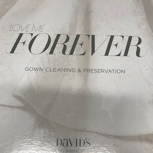 David’s bridal gown cleaning/preservation kit